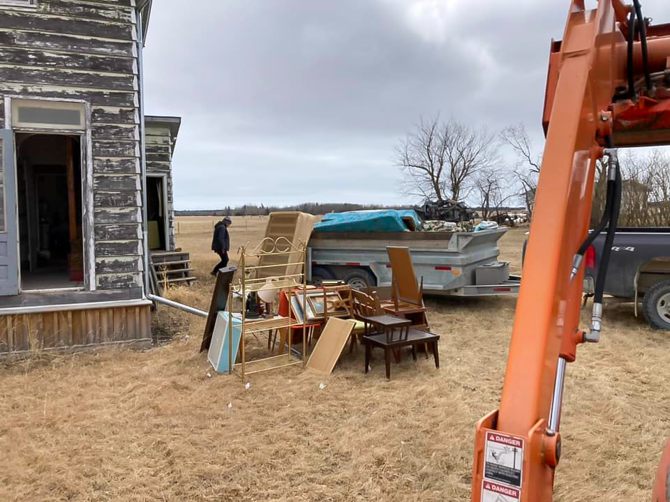 Old household contents are ready for the dump Cleaning out Fagriskogur 4