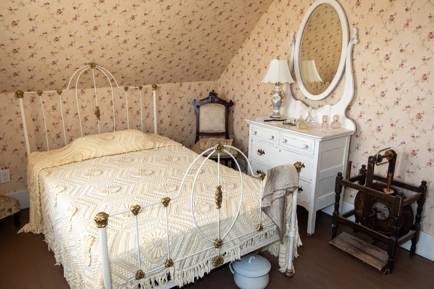 Main Bedroom Engimyri Main Bedroom