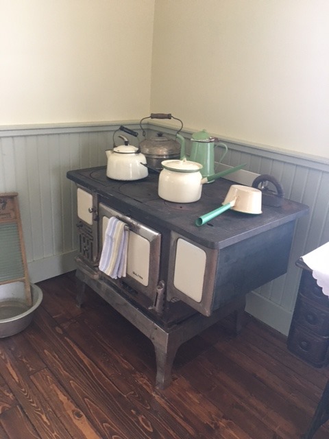 Engimyri Stove Engimyri Stove