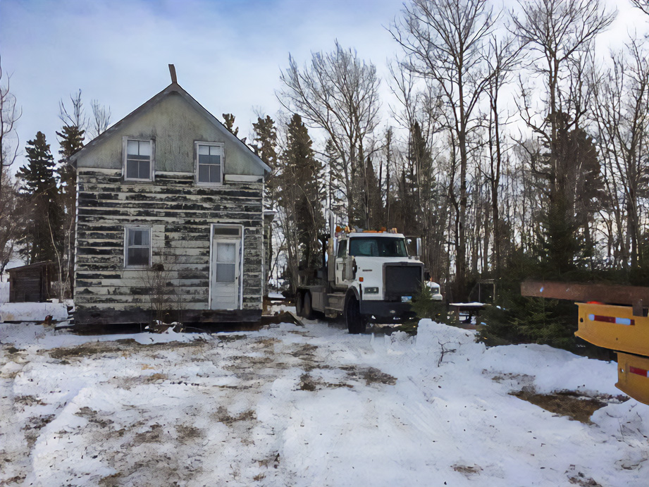 Preparing to load Fagriskogur at Duna Bay Moving Fagriskogur 1