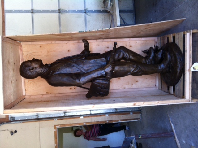 SigtryggurStatueCrate