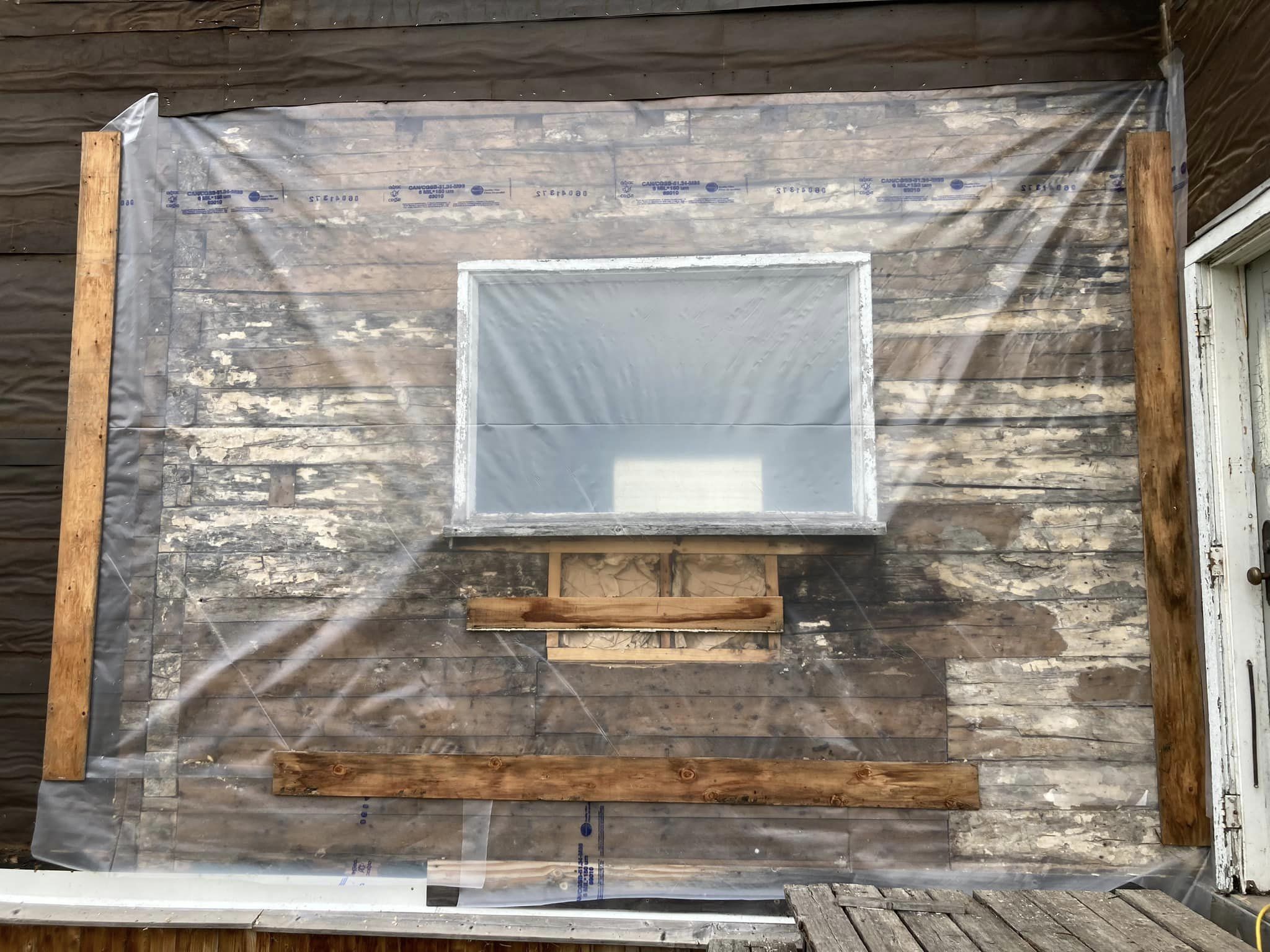 The old window, exposed New Work on Window